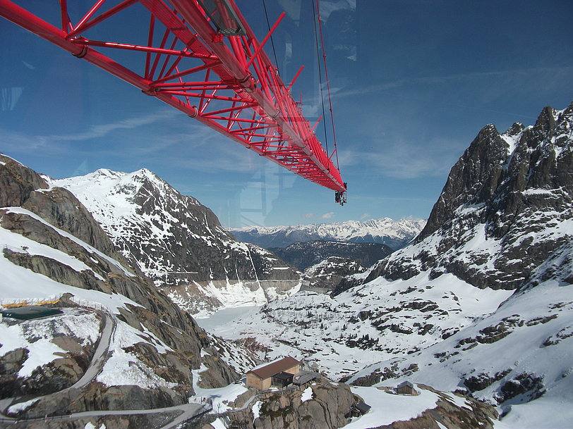 1250B Hook Assembly above "Cabane"